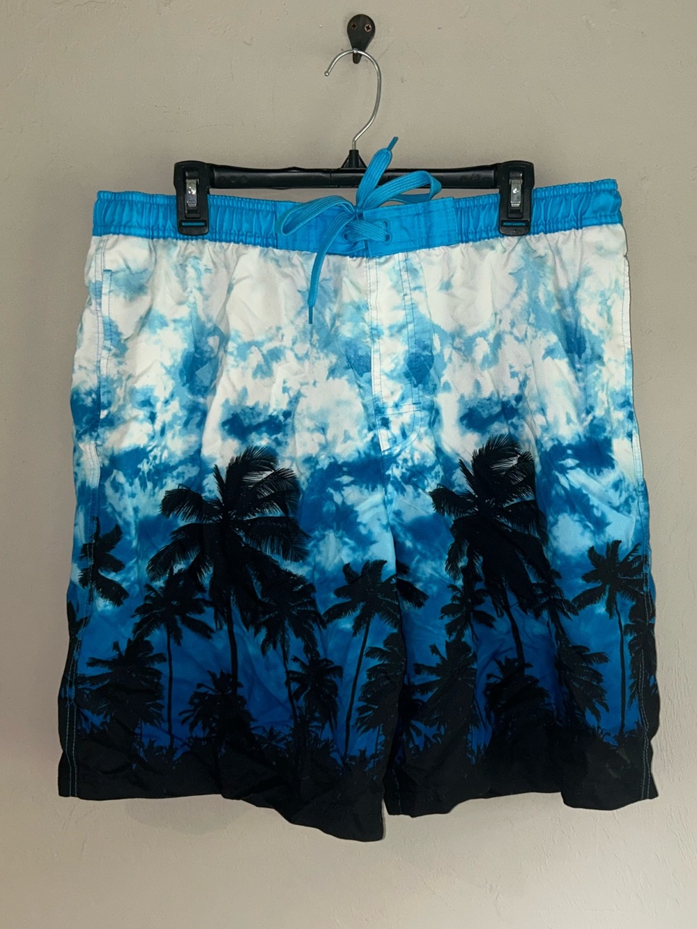 Men's Blue Palm-Print Shorts XL